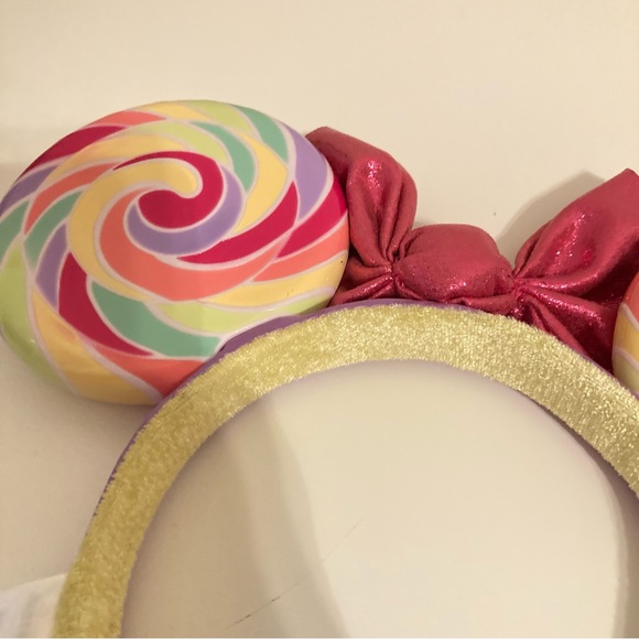 Sold ‼️Disney Parks, Minnie Mouse Lollipop Candy Ears - Picture 2 of 9
